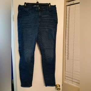 Old Navy Rockstar Super Skinny Built-in Super Sculpt Jeans Size 16